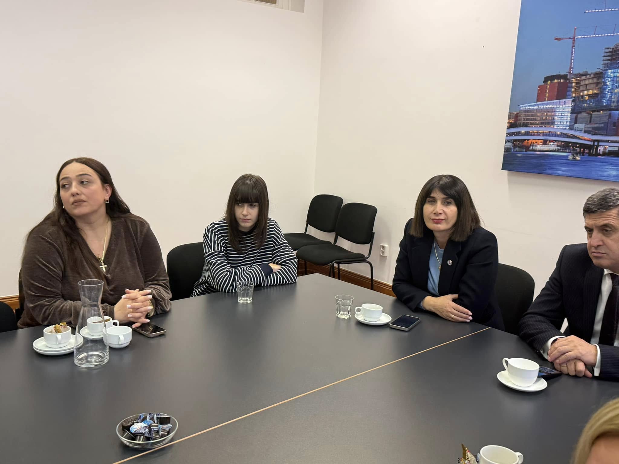 GLIP Members Participate in International Training Visit to Hamburg — Photo 10 / 27